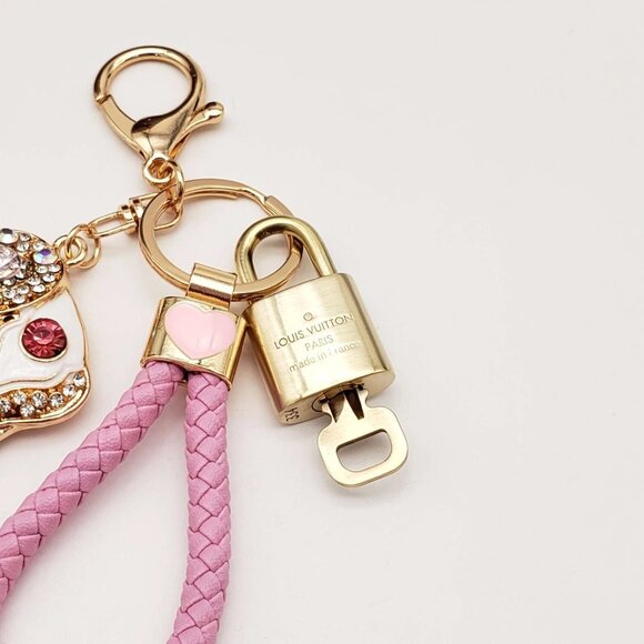 Authentic Louis Vuitton Lock & Key with unbranded Bagcharm, Keycharm, Keychain - Picture 5 of 10